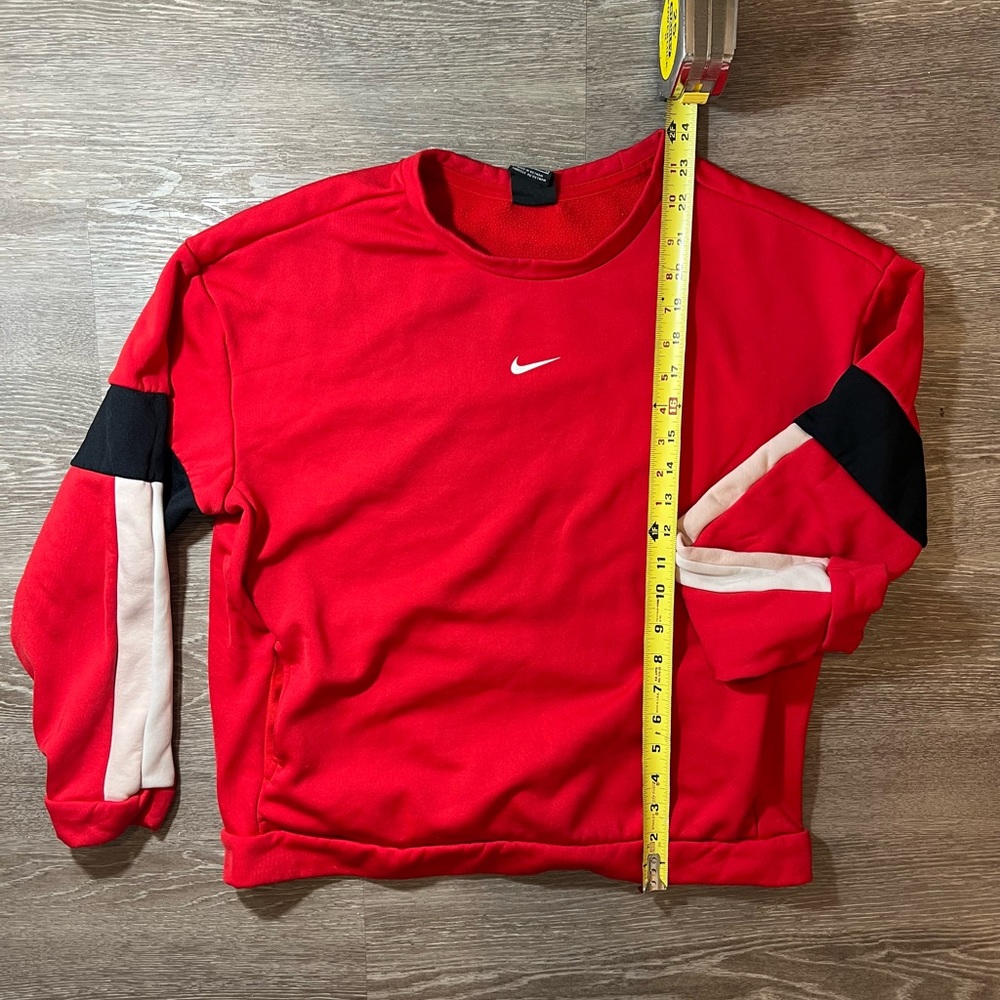 Nike fleece sweater small